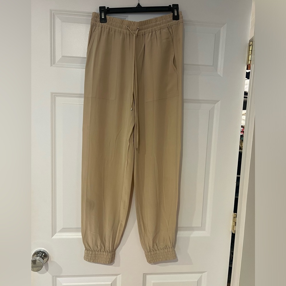 Theory silk joggers. Size 4. Never used.